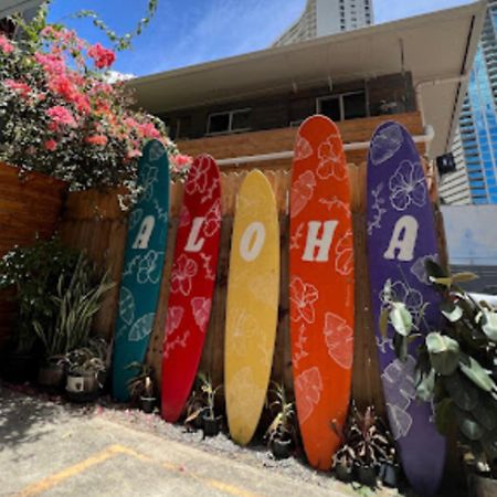 Хостел Honu Waikiki By Aloh Гонолулу Екстер'єр фото